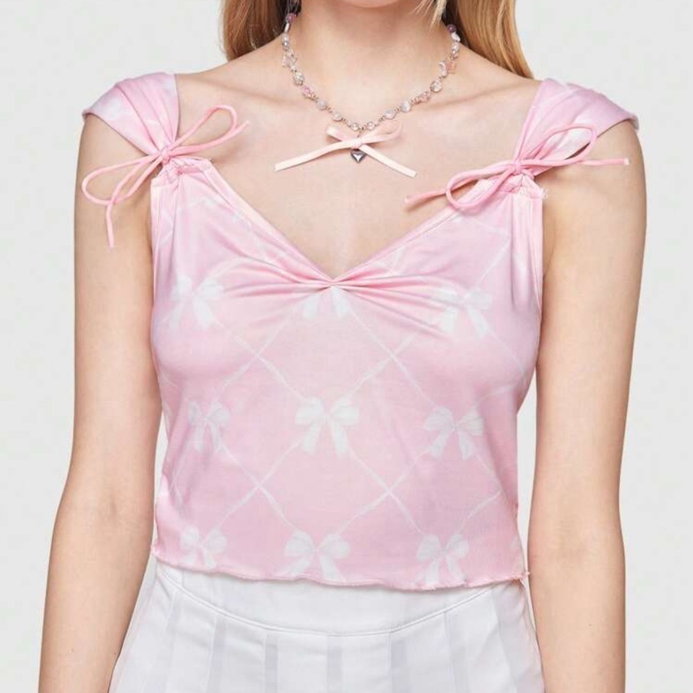 🎀 cute pink top 🎀​​​​​​​​​​​​